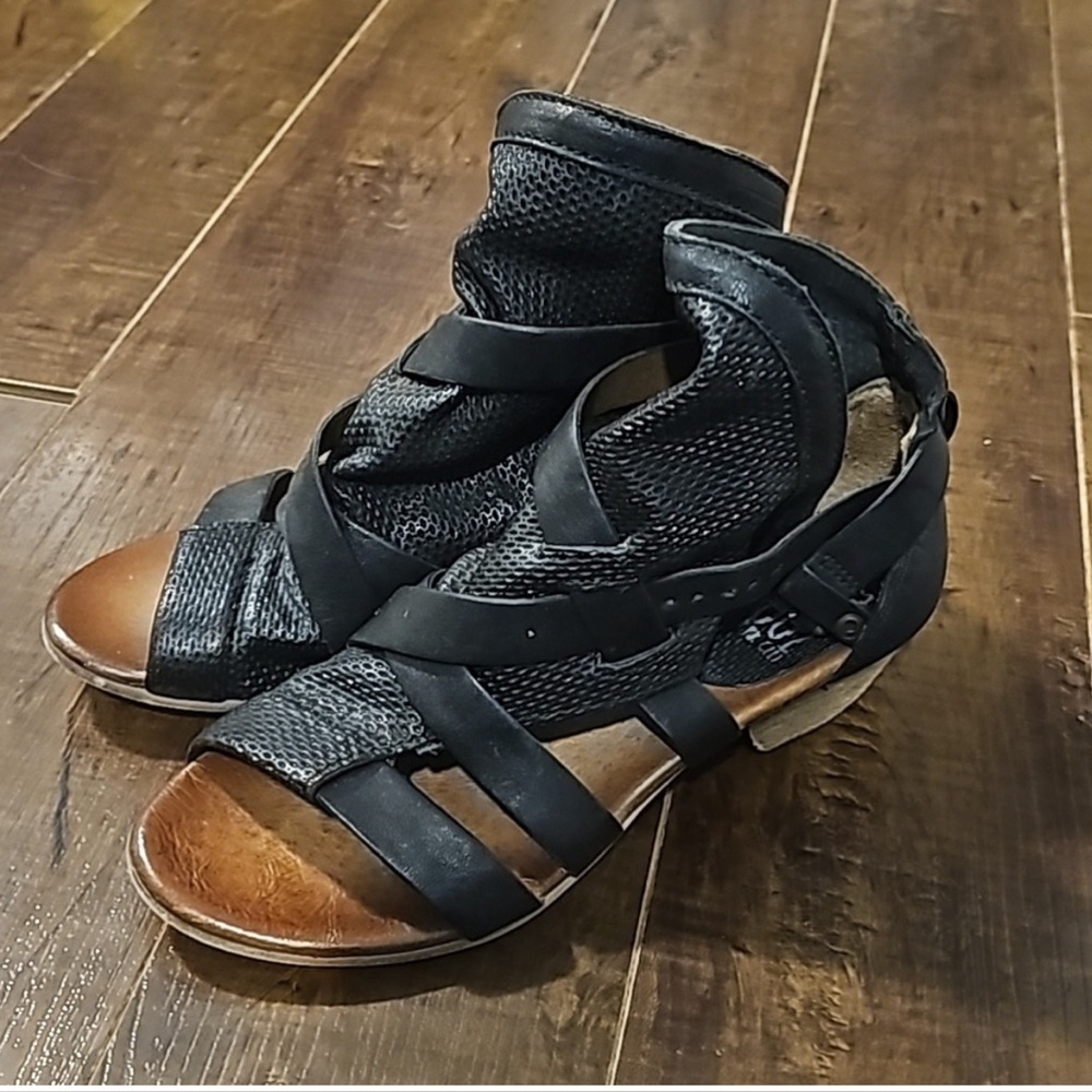 Miz Mooz Black  Strappy Sandals